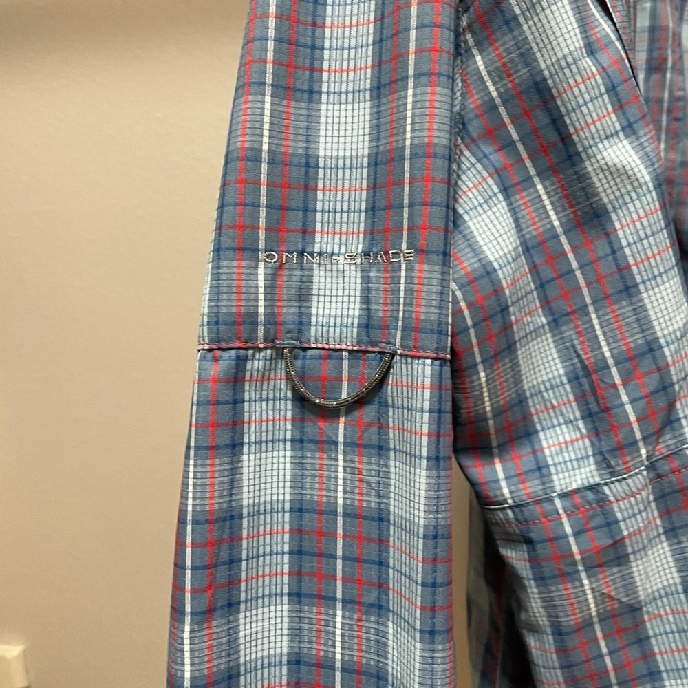 Columbia long sleeve shirt